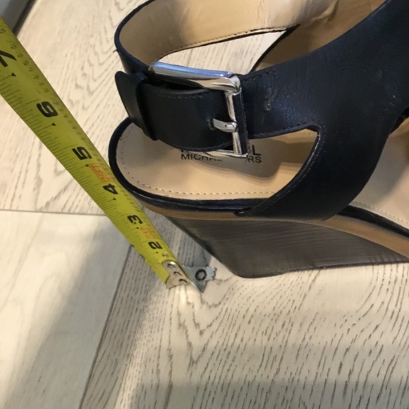 Michael Kor Wedge Sandals - Picture 9 of 9